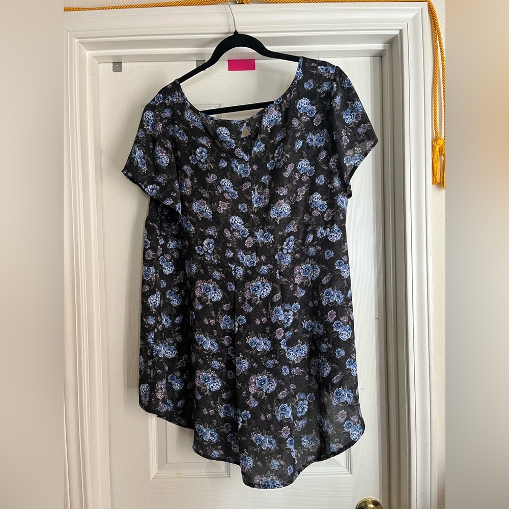 Torrid Tunic size 1